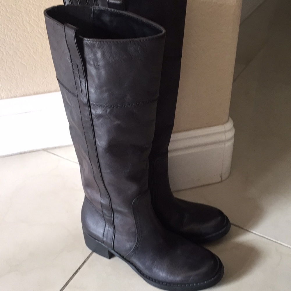 Lucky Leather tall riding boots no zipper 5.5 size